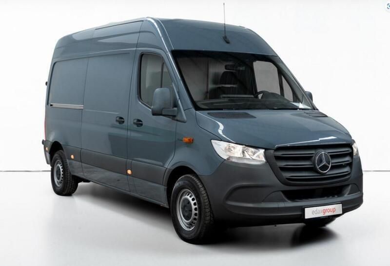 Cinzento Usado 2021 Mercedes E-Sprinter Van | € 22.490 - Imagem 1/4