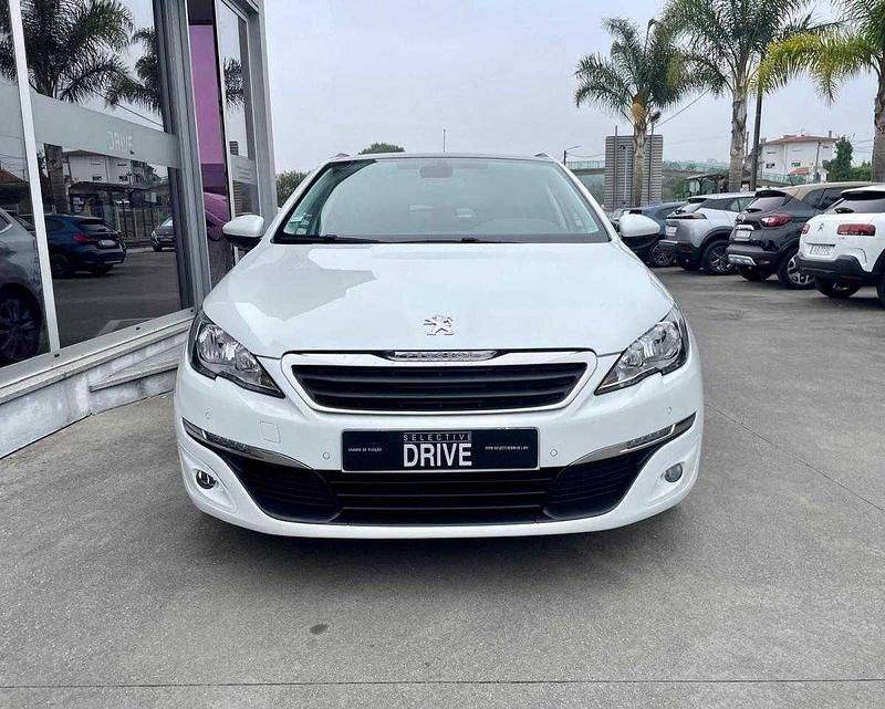 Usado Peugeot 308 Allure 120 HP (88 kW) 2015 Branco Carrinha