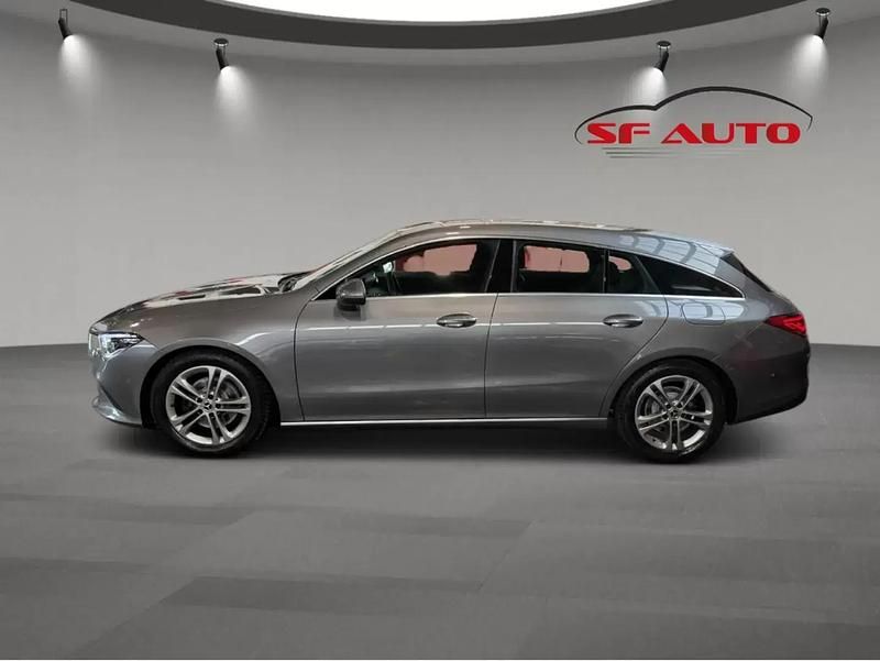 Usado Mercedes CLA180 Shooting Brake Business 116 HP (85 kW) 2020 Cinzento Carrinha