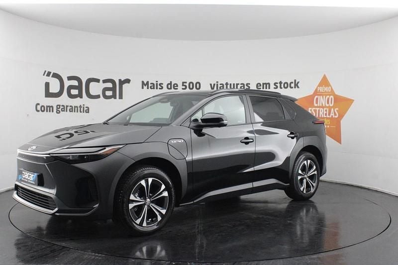 Usado Toyota bZ4X 150 kW (204 HP) 2023 Preto SUV