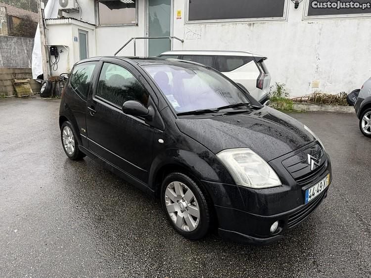Usado Citroën C2 68 HP (50 kW) 2004 Preto Citadino