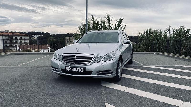 Usado 2013 Mercedes E300 Sedan | € 12.150 (Super Preço) - Imagem 1/4