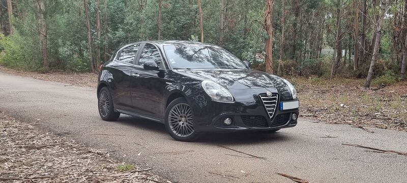 Preto Usado 2014 Alfa Romeo Giulietta Distinctive Citadino | € 10.500 (Preço elevado) - Imagem 1/4
