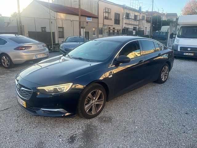 Azul Usado 2017 Opel Insignia Citadino | € 7.500 - Imagem 1/4