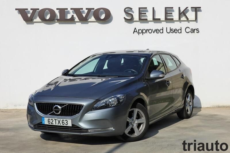 614 branco gelo Usado 2016 Volvo V40 Kinetic Carrinha | € 14.700 (Preço elevado) - Imagem 1/4