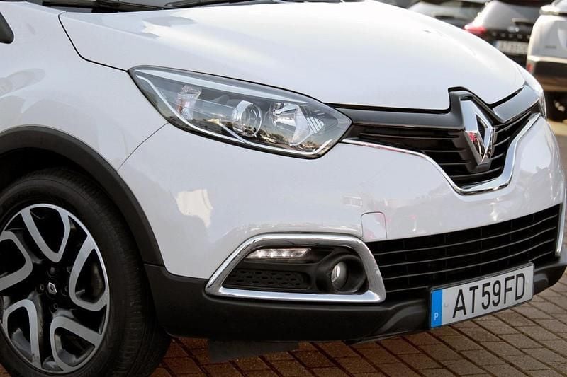 Usado Renault Captur 120 HP (88 kW) 2013 Branco SUV