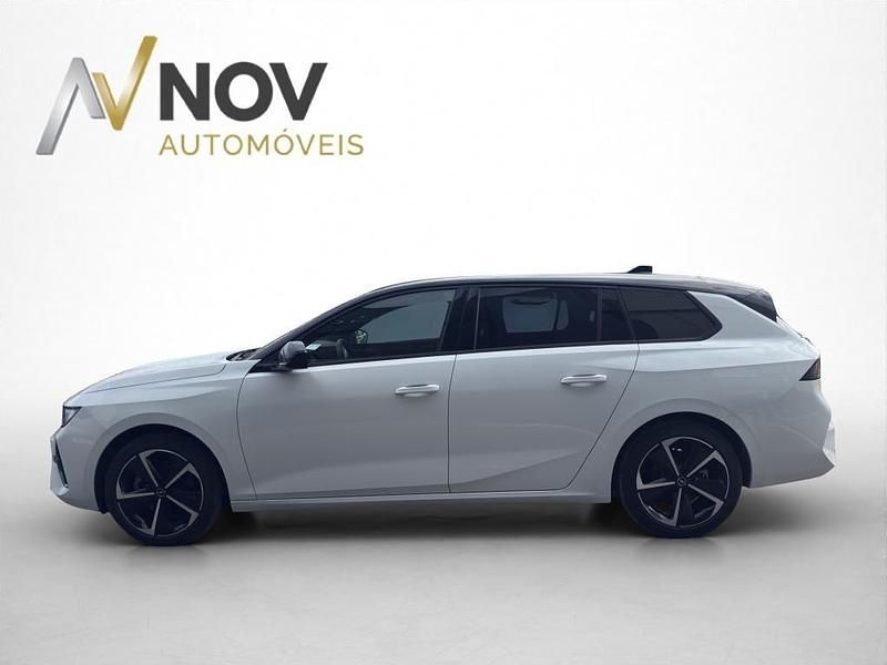 Usado Opel Astra 136 HP (100 kW) 2025 Branco Carrinha
