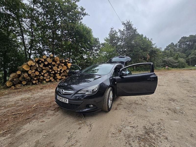 Usado 2012 Opel Astra GTC | € 6.250 (Caro) - Imagem 1/4