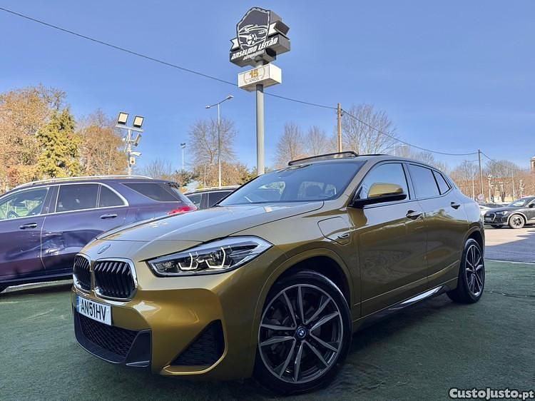 Amarelo Usado 2022 BMW X2 SUV | € 36.500 - Imagem 1/1