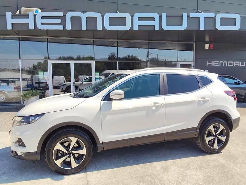 Usado Nissan Qashqai 115 HP (84 kW) 2021 Branco SUV