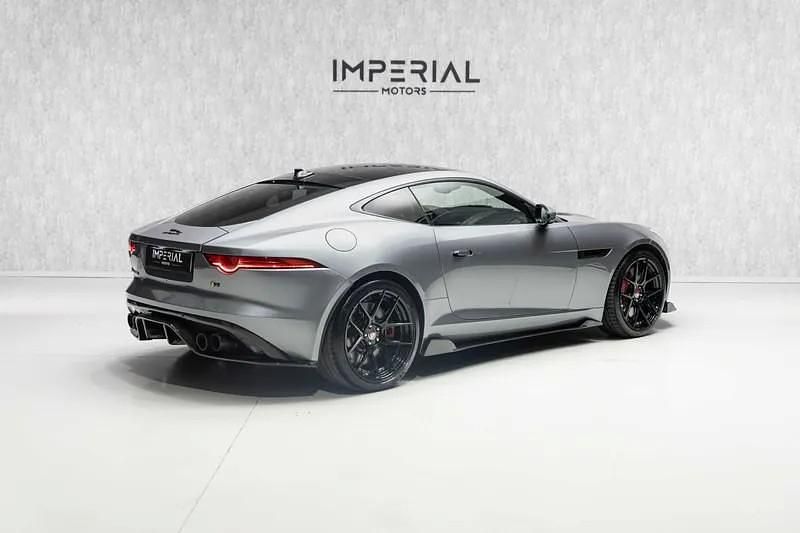 Usado Jaguar F-Type R 550 HP (404 kW) 2015 Cinza Coupé