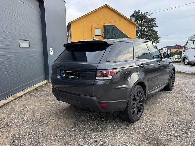 Usado Land Rover Range Rover HSE Dynamic 249 HP (183 kW) 2016 Preto SUV