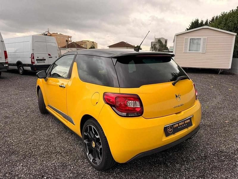 Usado Citroën DS3 Sport Chic 156 HP (114 kW) 2010 Outra Citadino
