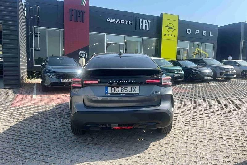 Usado Citroën e-C4 114 kW (156 HP) 2025 Outra Citadino