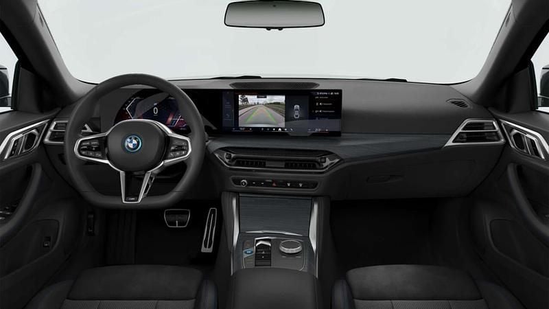 Novo BMW i4 Comfort Edition 250 kW (340 HP) 2026 Preto sapphire metalizada Sedan