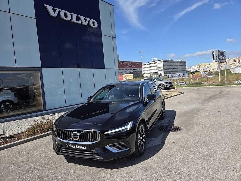 Preto Usado 2025 Volvo V60 Carrinha | € 51.990 (Caro) - Imagem 1/4