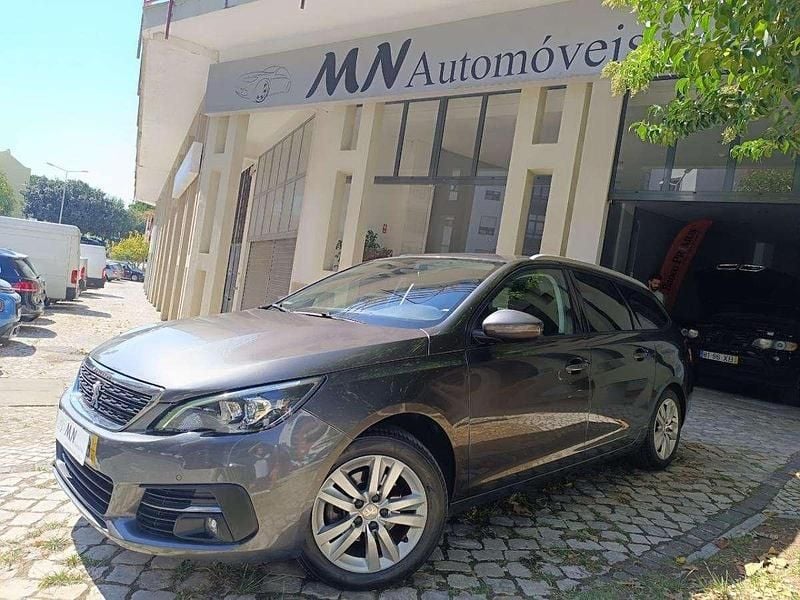 Cinza Usado 2018 Peugeot 308 Style Carrinha | € 8.900 (Super Preço) - Imagem 1/4