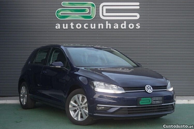 Azul Usado 2019 VW Golf VII Highline Citadino | € 17.950 (Preço justo) - Imagem 1/1