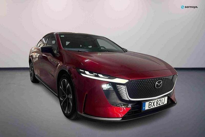 Usado Mazda 6e Takumi-Line 189 kW (258 HP) 2025 Vermelho Citadino