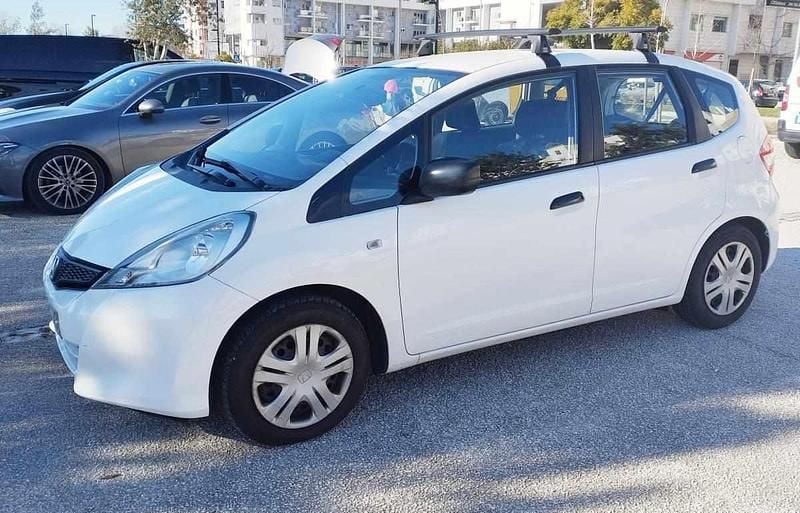 Branco Usado 2012 Honda Jazz Citadino | € 7.750 (Preço justo) - Imagem 1/4