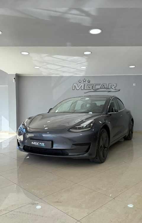 Preto Usado 2020 Tesla Model 3 Standard Range Plus Sedan | € 24.998 (Preço elevado) - Imagem 1/4