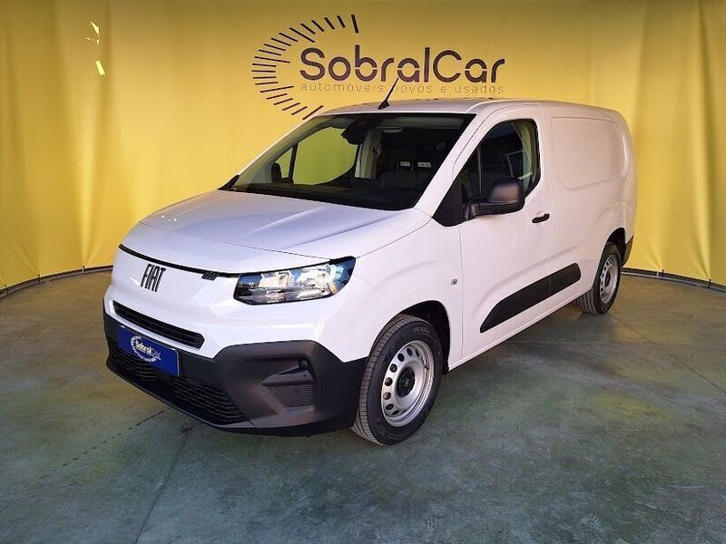 Branco Novo 2024 Fiat Doblò Monovolume | € 23.000 (Preço elevado) - Imagem 1/4