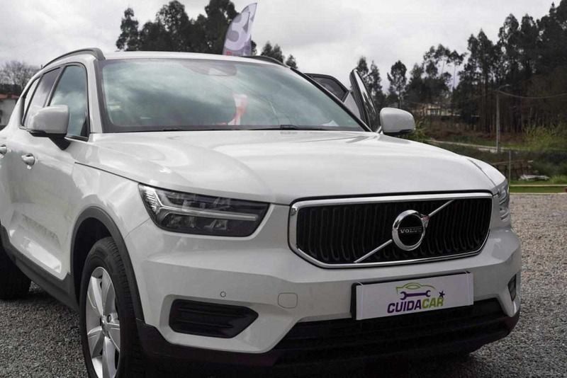 Branco Usado 2019 Volvo XC40 SUV | € 27.300 (Preço elevado) - Imagem 1/4