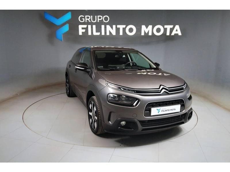 Cinzento Usado 2020 Citroën C4 Cactus Shine Citadino | € 16.620 (Preço justo) - Imagem 1/4