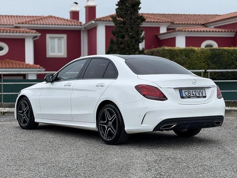 Usado Mercedes C200 AMG 160 HP (117 kW) 2021 Sedan