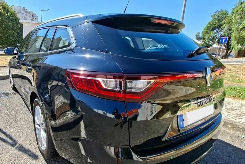 Preto Usado 2017 Renault Mégane GrandTour Carrinha | € 13.500 (Preço justo) - Imagem 1/4