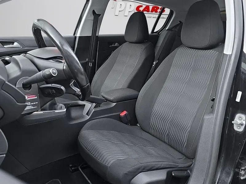 Usado Peugeot 308 100 HP (73 kW) 2015 Preto