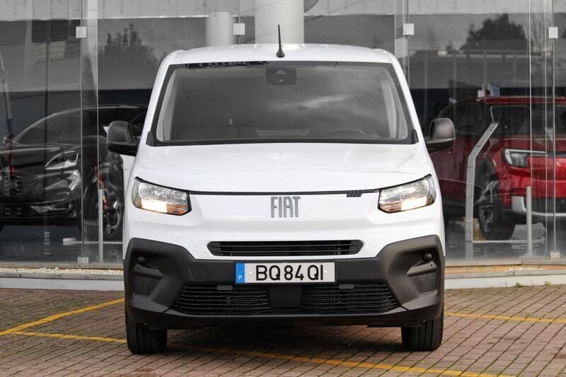Novo Fiat Doblò 130 HP (95 kW) 2025 Branco Monovolume