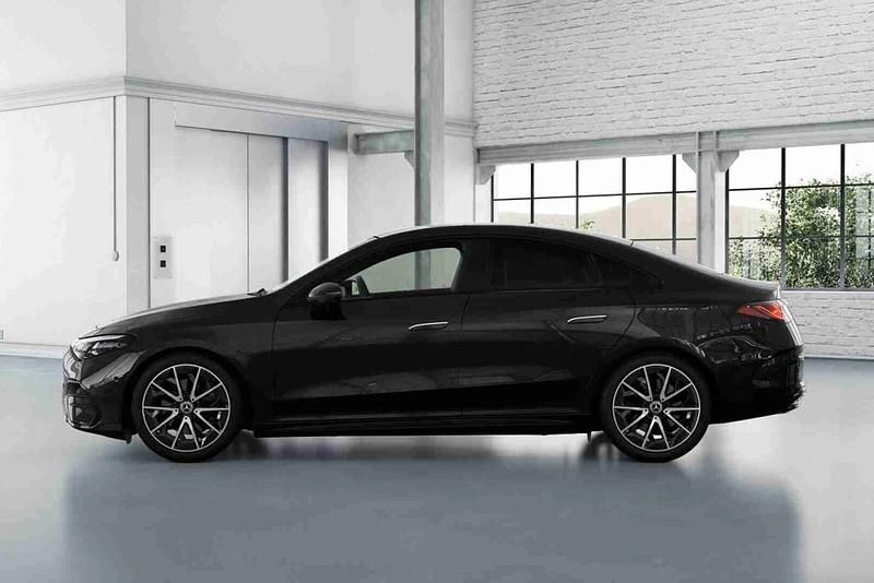 Preto Novo 2025 Mercedes CLA 250+ Sedan | € 62.625 - Imagem 1/4