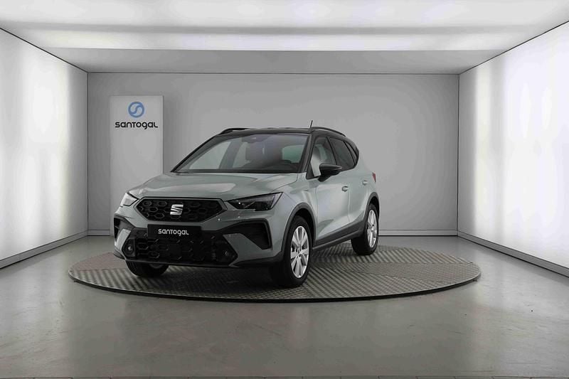 Usado Volvo XC40 Core 163 HP (119 kW) 2025 Branco SUV