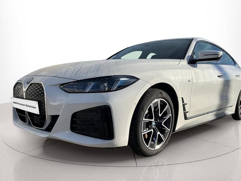 Usado BMW i4 Comfort Edition 250 kW (340 HP) 2025 Sedan