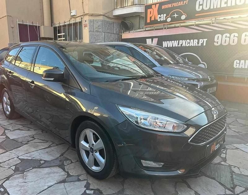Usado Ford Focus Trend+ 120 HP (88 kW) 2015 Cinza Carrinha