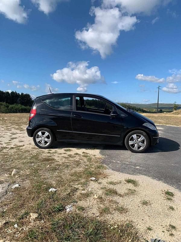 Usado Mercedes A200 140 HP (102 kW) 2009 Preto Citadino