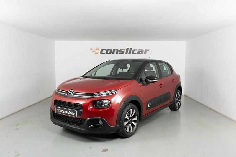 Vermelho Usado 2018 Citroën C3 PureTech Citadino | € 8.980 (Preço justo) - Imagem 1/4