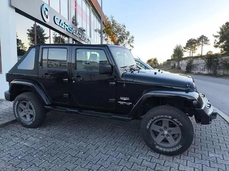 Usado Jeep Wrangler Unlimited Sahara 177 HP (130 kW) 2008 Preto SUV