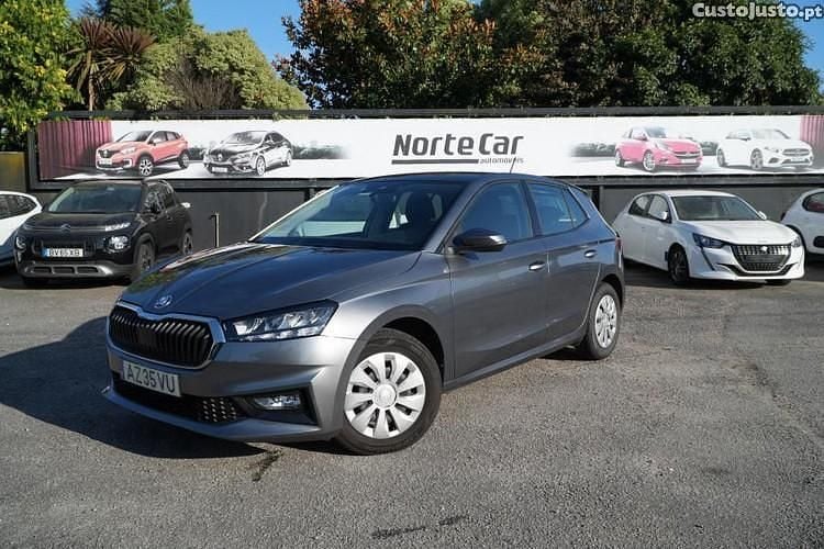 Branco Usado 2023 Skoda Fabia | € 13.250 (Bom preço) - Imagem 1/1