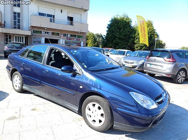 Azul Usado 2002 Citroën C5 Sedan | € 3.299 - Imagem 1/1