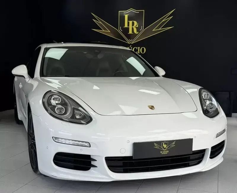 Branco Usado 2013 Porsche Panamera Sedan | € 48.000 (Preço justo) - Imagem 1/4