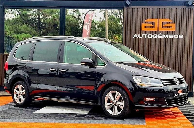 Preto Usado 2014 VW Sharan Trendline Monovolume | € 17.600 - Imagem 1/4