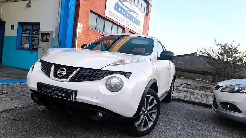 Branco Usado 2014 Nissan Juke Acenta Connect SUV | € 10.900 (Preço justo) - Imagem 1/4