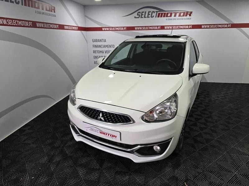 Usado Mitsubishi Space Star 80 HP (58 kW) 2017 Branco Citadino