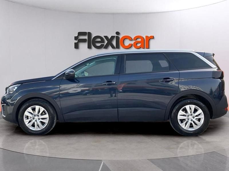 Usado Peugeot 5008 Active 130 HP (95 kW) 2019 Preto SUV
