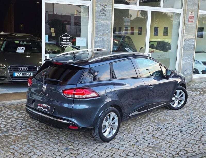 Usado Renault Clio GrandTour LIMITED 90 HP (66 kW) 2018 Cinza Carrinha