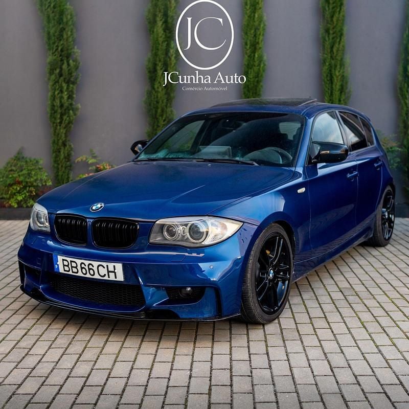 Azul Usado 2011 BMW 123 Citadino | € 14.850 - Imagem 1/4