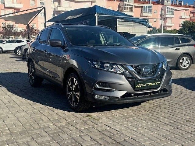 Cinza Usado 2018 Nissan Qashqai N-Connecta SUV | € 16.500 (Preço justo) - Imagem 1/4