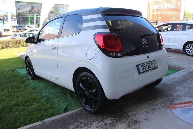 Branco Usado 2014 Citroën C1 Shine Citadino | € 7.990 (Preço justo) - Imagem 1/1